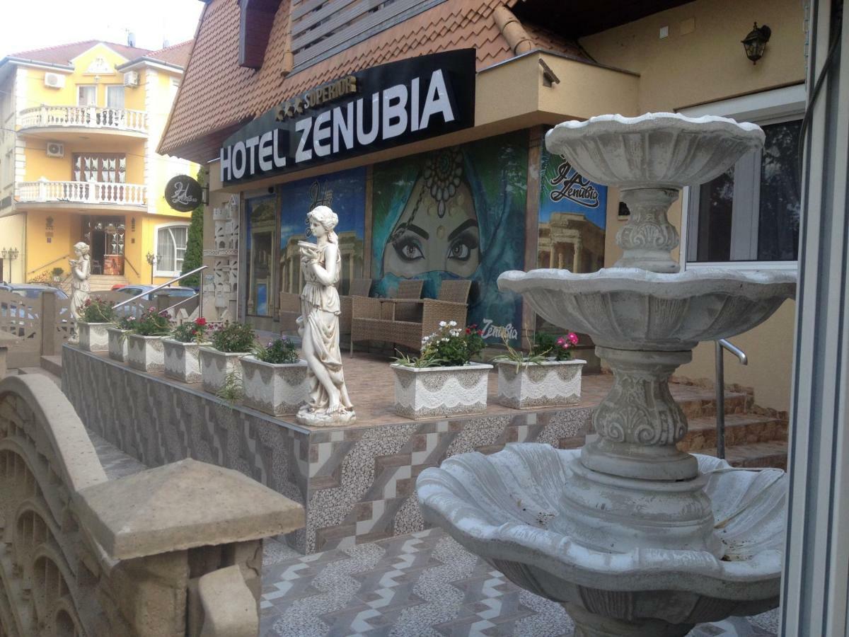 Hotel Zenubia Hajdúszoboszló Exteriör bild